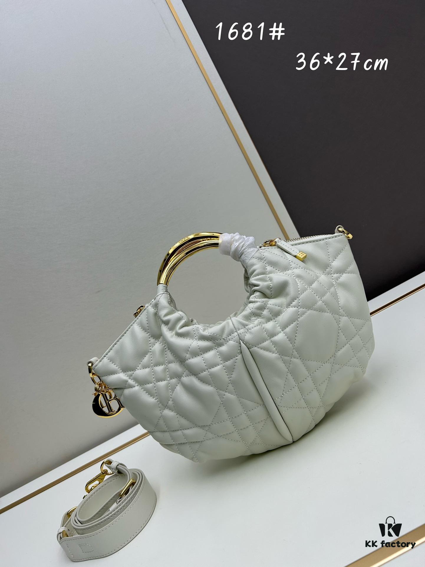 DIOR 2025 New Vintage-Style Puff Bag in Leather and Fabric