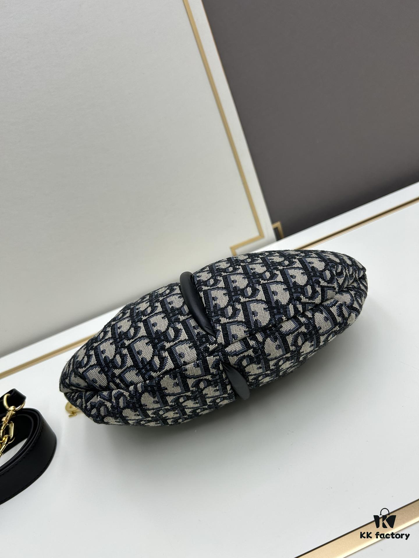 DIOR 2025 New Vintage-Style Puff Bag in Leather and Fabric