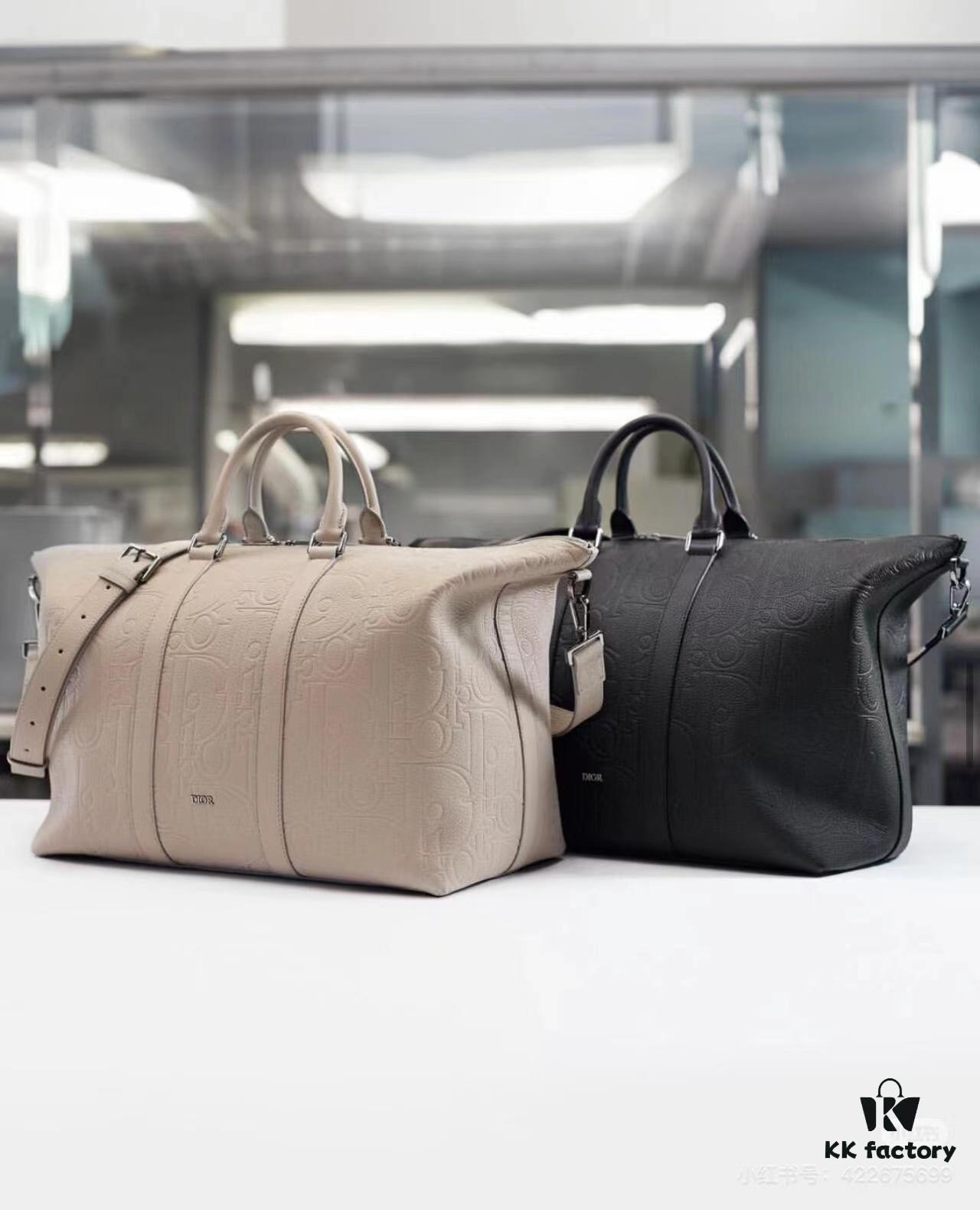 Weekender 25 Handbag in Elegantly Designed Beige Calfskin with Dior Gravity Embossed Pattern