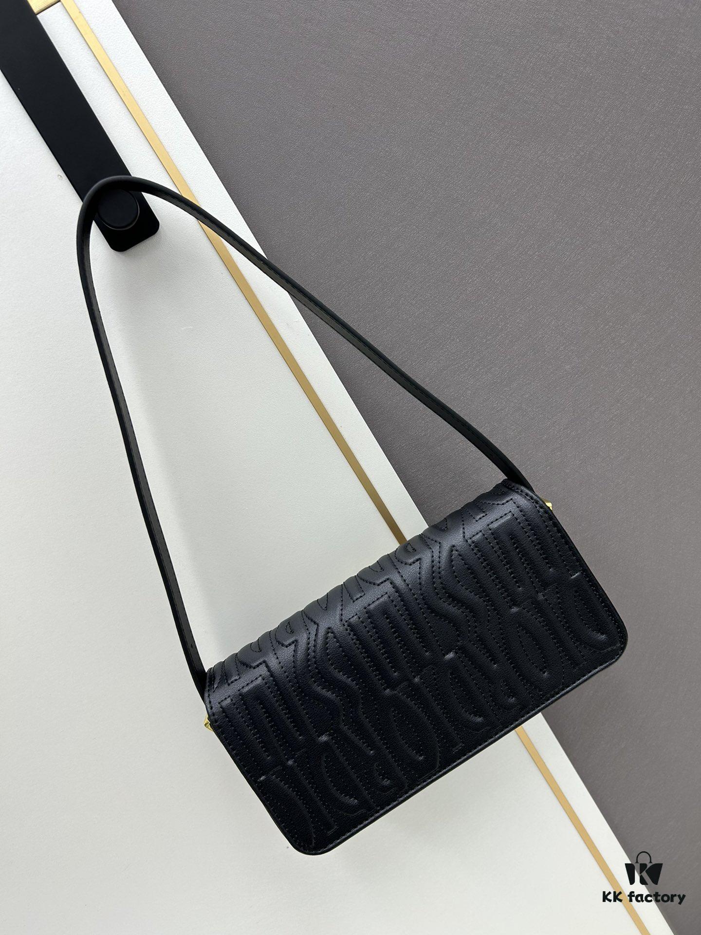 Dior Retro Box Set Made of Black Cowhide Leather with Unique Letter Embossing