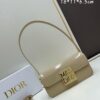Dior Retro Box Set, Crafted from Cowhide Leather with Unique Letter Embossing, Iconic Logo, Exquisite Craftsmanship, Spacious Compartment Design with Detachable Shoulder Strap for Handheld, Shoulder or Hand-Carry Use – Essential for Daily Outings, Model: 0311, Size: 18*6.5*11cm