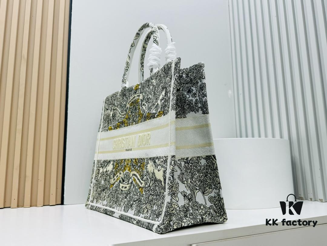 Oversized Original Order Thick Yarn Fabric Dior Book Tote