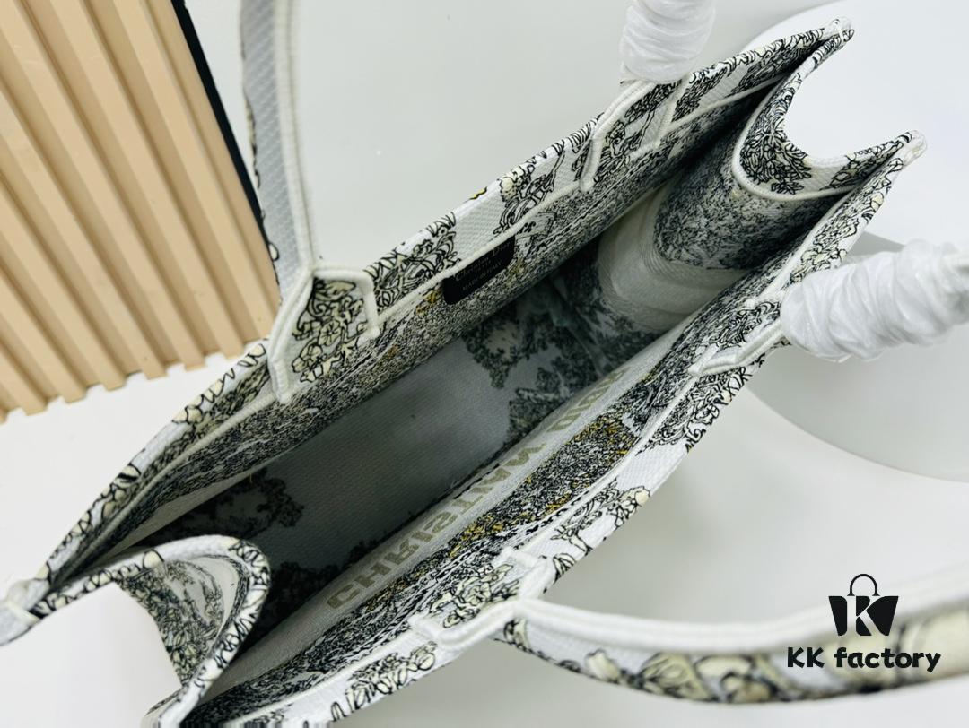 Oversized Original Order Thick Yarn Fabric Dior Book Tote