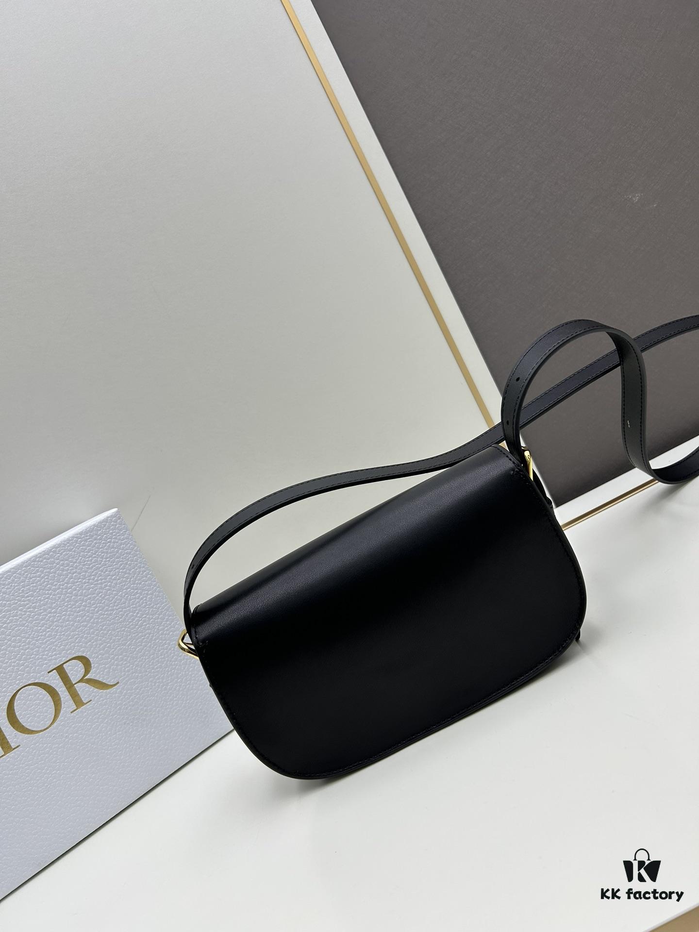 Dior Bobby Bag, Early Autumn New Vintage Style, Full-Grain Calfskin Texture, Structured Body with Antique-Finish Hardware