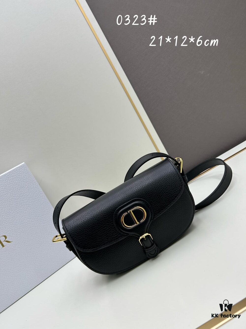 Dior Bobby Tote Bag, Fall Early New Arrival, Vintage Style Cowhide Texture, Structured Body, Original Full-Grain Leather Quality
