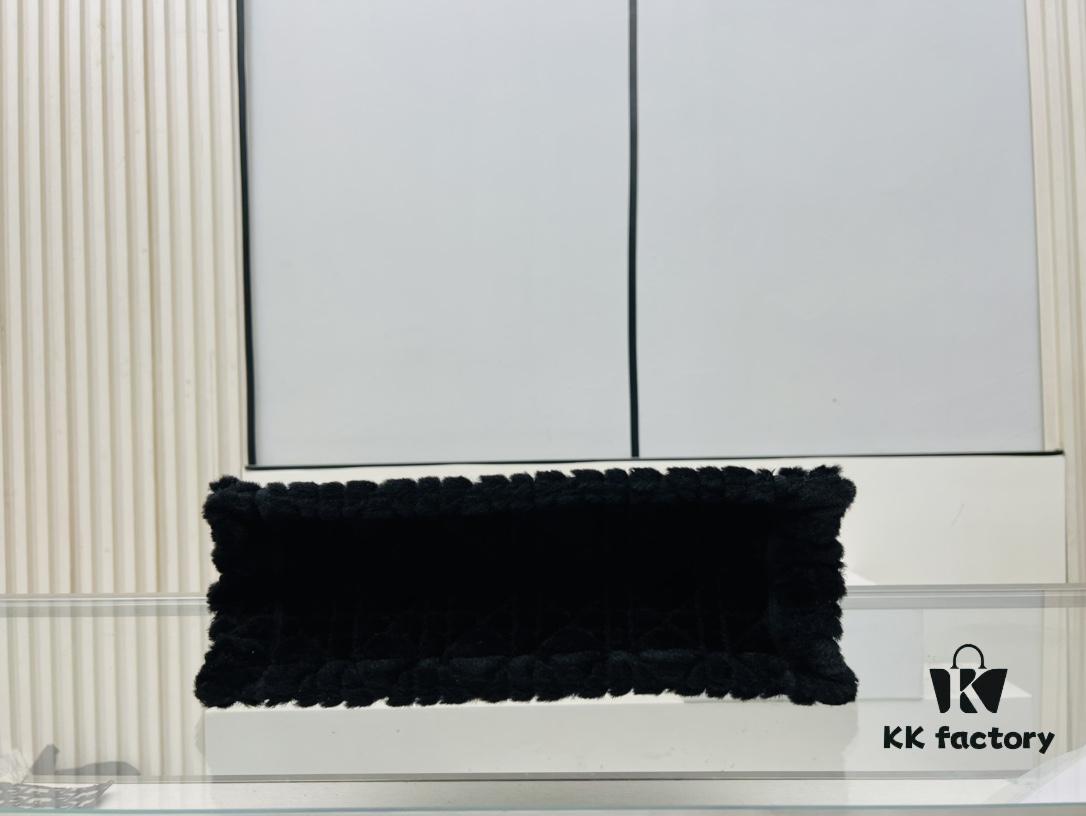 Thick Stitching, Heavy Fabric Original Order Medium Size [Dior Book Tote]