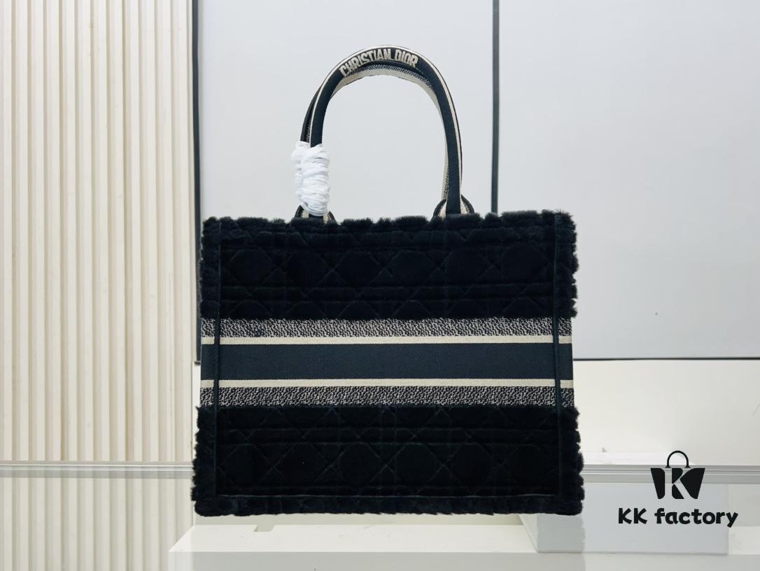 Thick Stitching, Heavy Fabric Original Order Medium Size [Dior Book Tote]