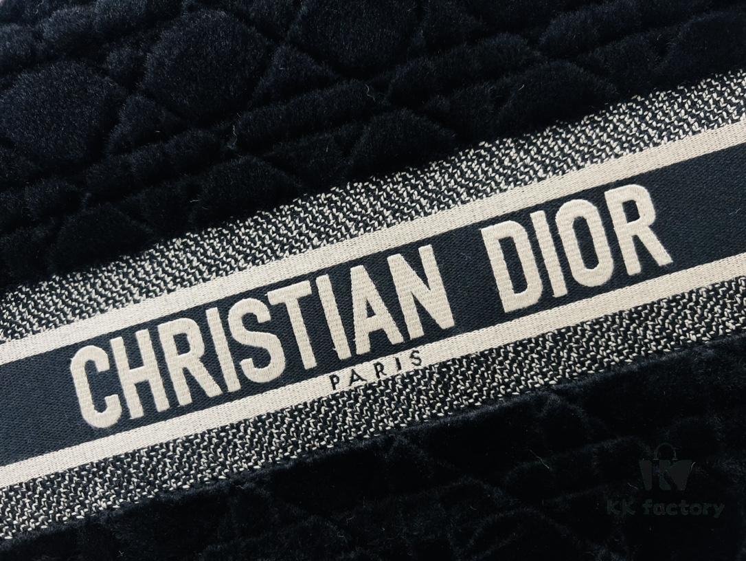 Thick Stitching, Heavy Fabric Original Order Medium Size [Dior Book Tote]