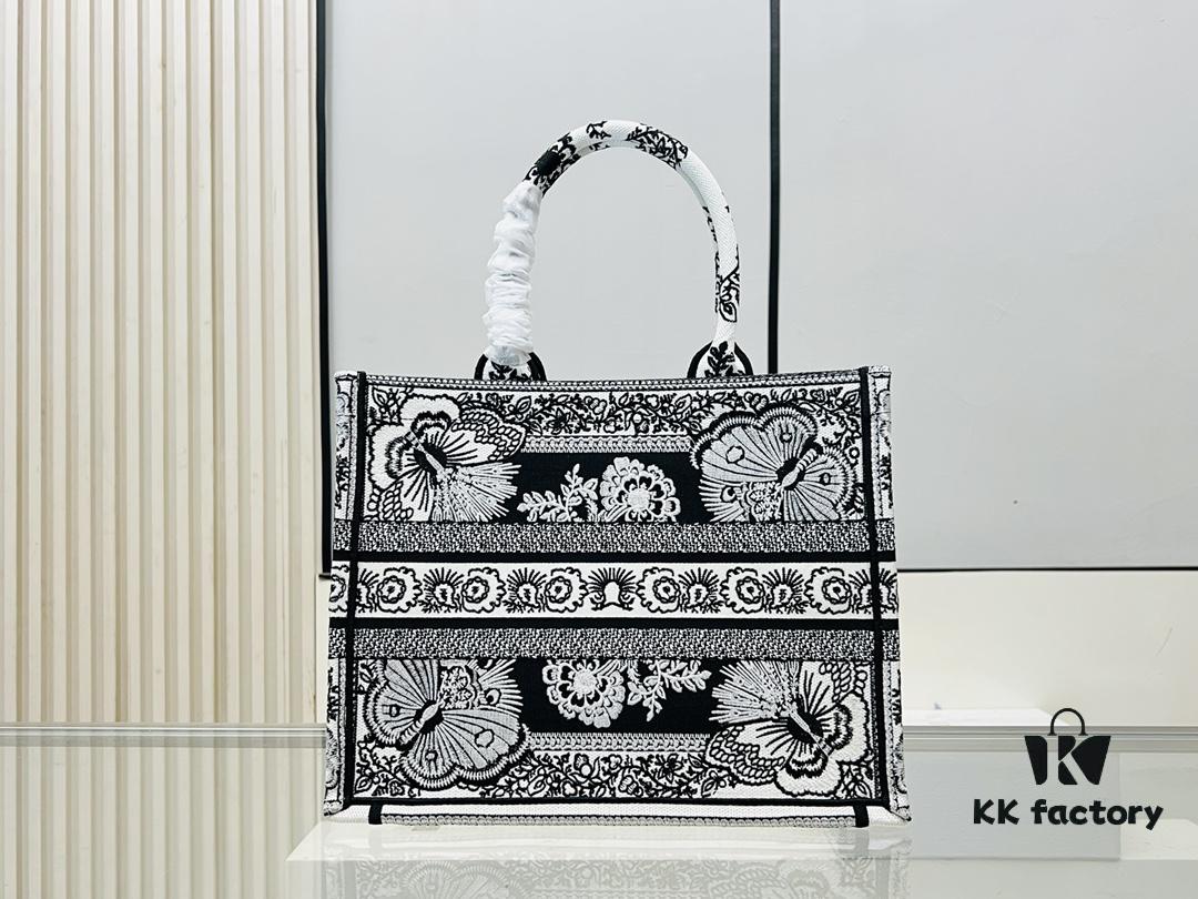 Thick Stitching, Heavy Fabric Original Order Medium Di0r Book Tote