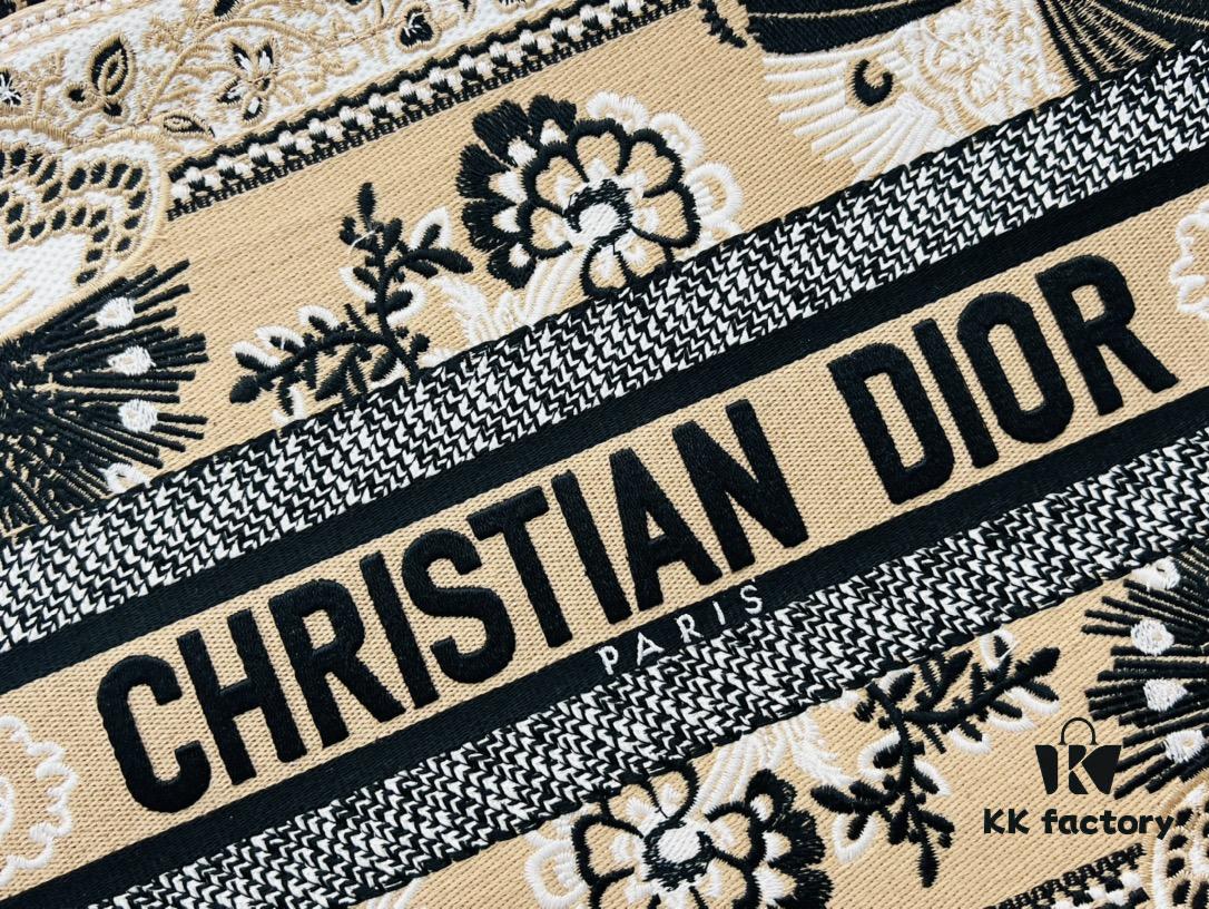 Original Surplus Stock of Thick Yarn Fabric Medium Size Di0r Book Tote