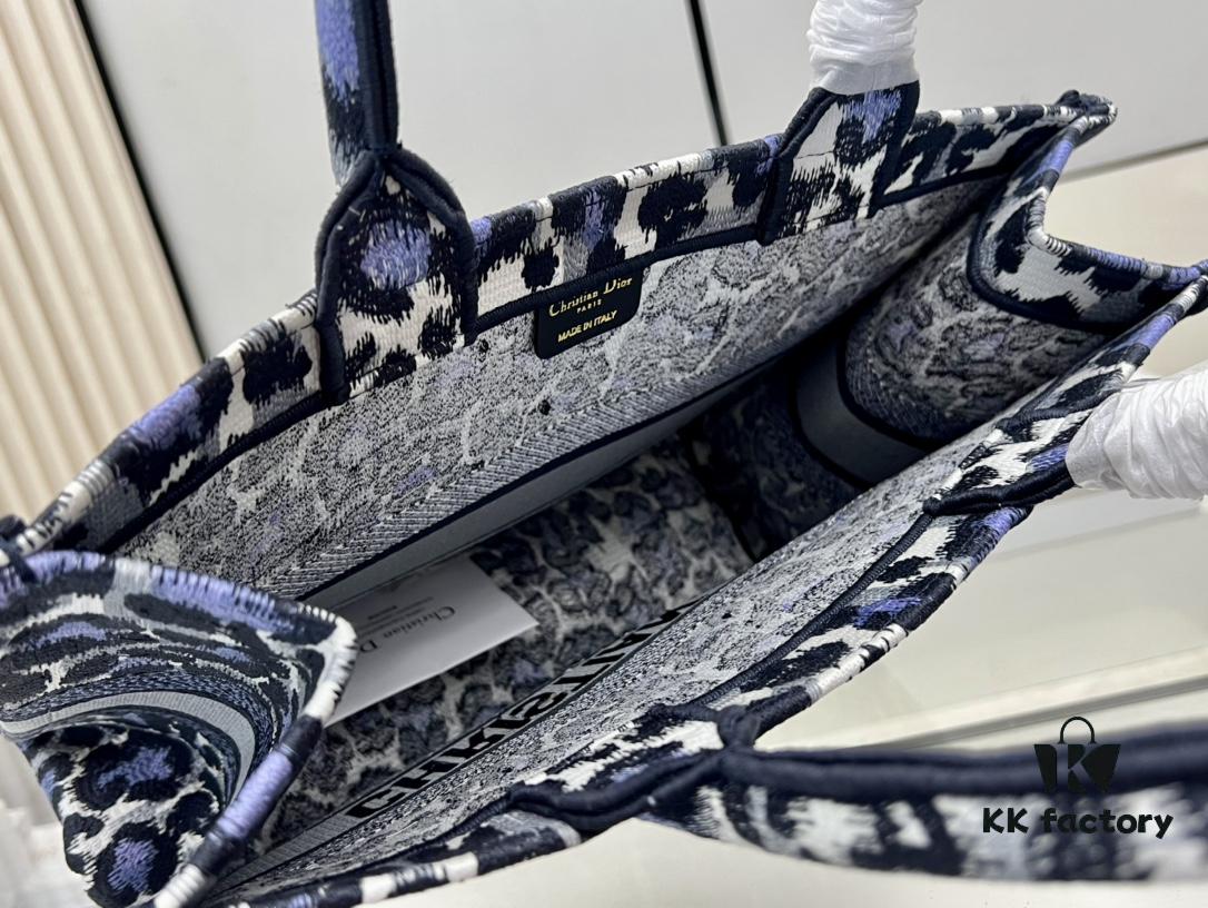 ️Thick Yarn Heavy Fabric Original Order Medium [Dior Book Tote]