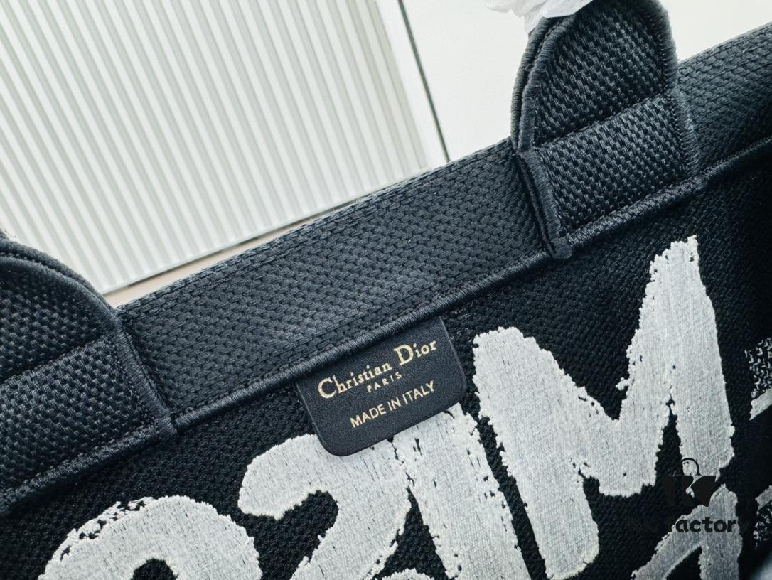 Thick Yarn Heavy Fabric Original Order Medium Size Di0r Book Tote