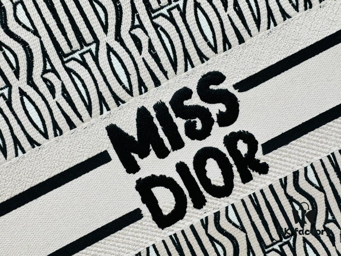 Thick Yarn Heavy Fabric Original Order Large Size Di0r Book Tote