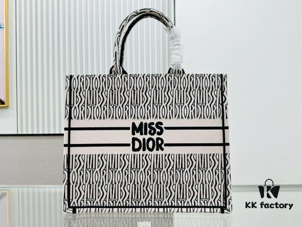 Oversized Original Order Thick Yarn Fabric Dior Book Tote