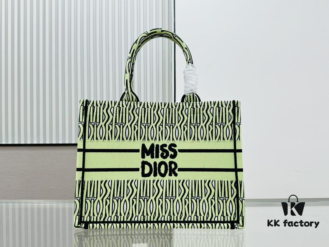 Thick Thread, Heavy Fabric Original Order Medium [Dior Book Tote]