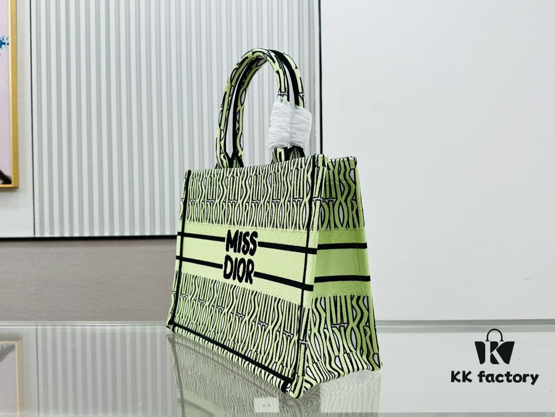 Thick Thread, Heavy Fabric Original Order Medium [Dior Book Tote]