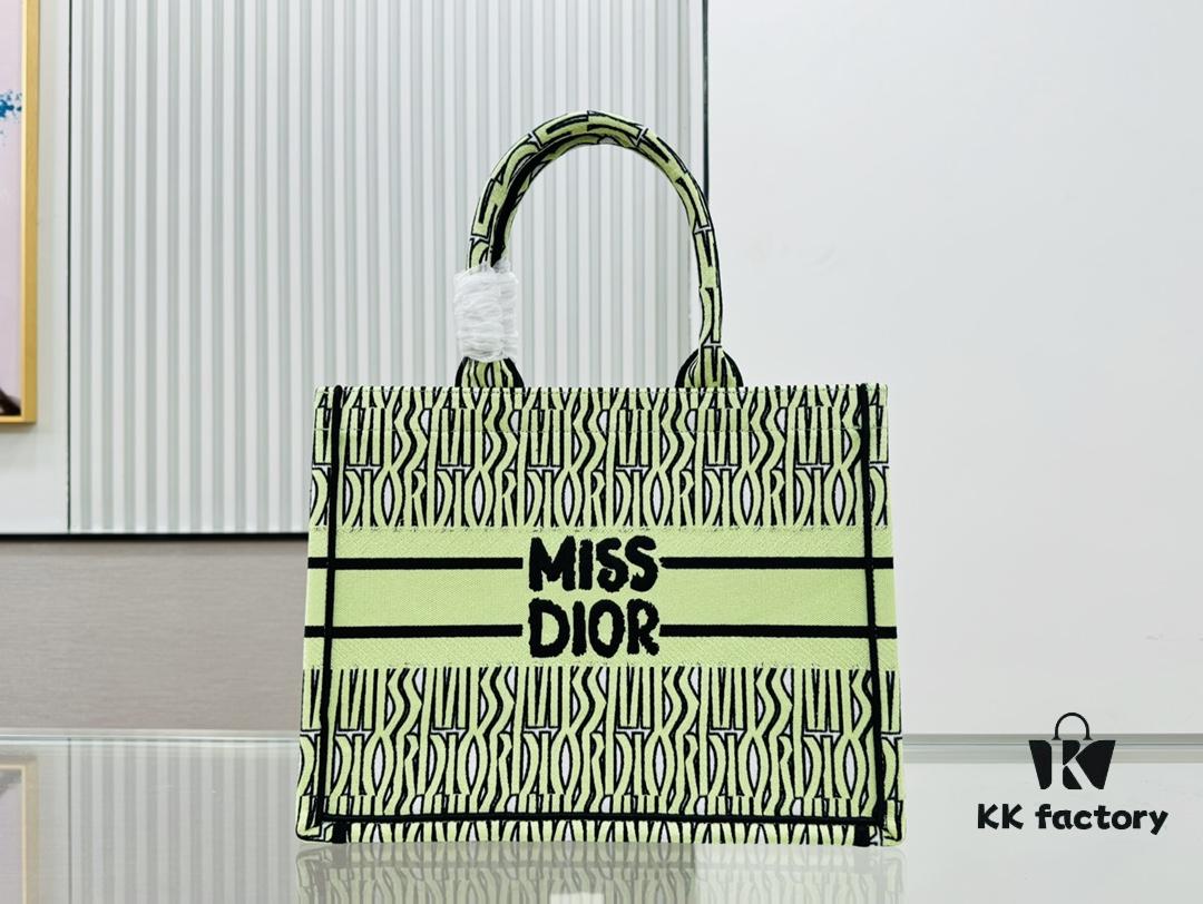 Thick Thread, Heavy Fabric Original Order Medium [Dior Book Tote]