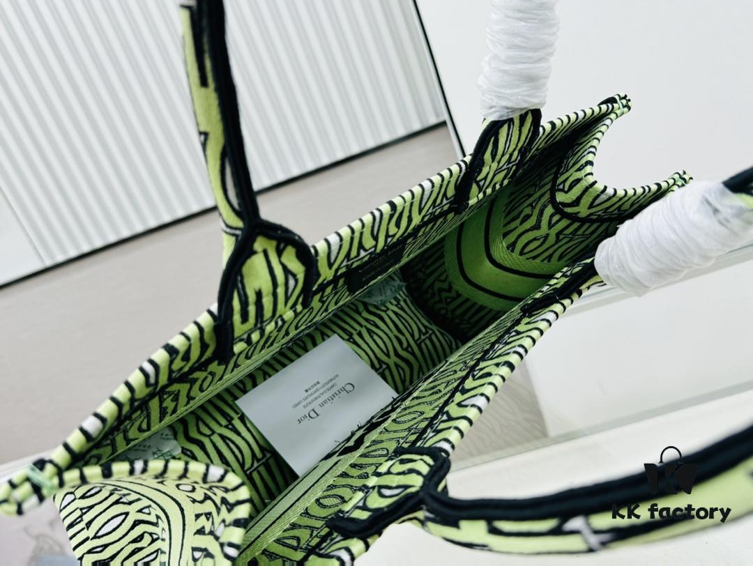 Thick Thread, Heavy Fabric Original Order Medium [Dior Book Tote]