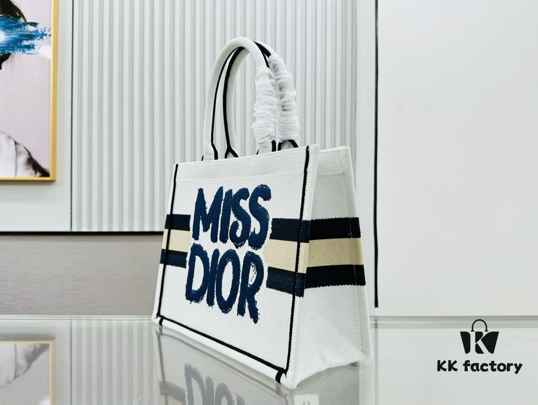 Thick Thread, Heavy Fabric Original Order Medium [Dior Book Tote]