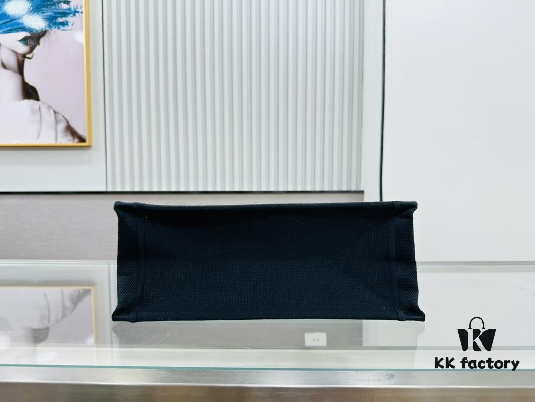 Thick Thread, Heavy Fabric First Quality - Medium Di0r Book Tote