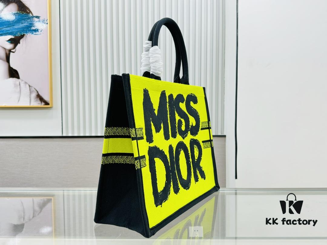 Oversized Original Order Thick Yarn Fabric Dior Book Tote