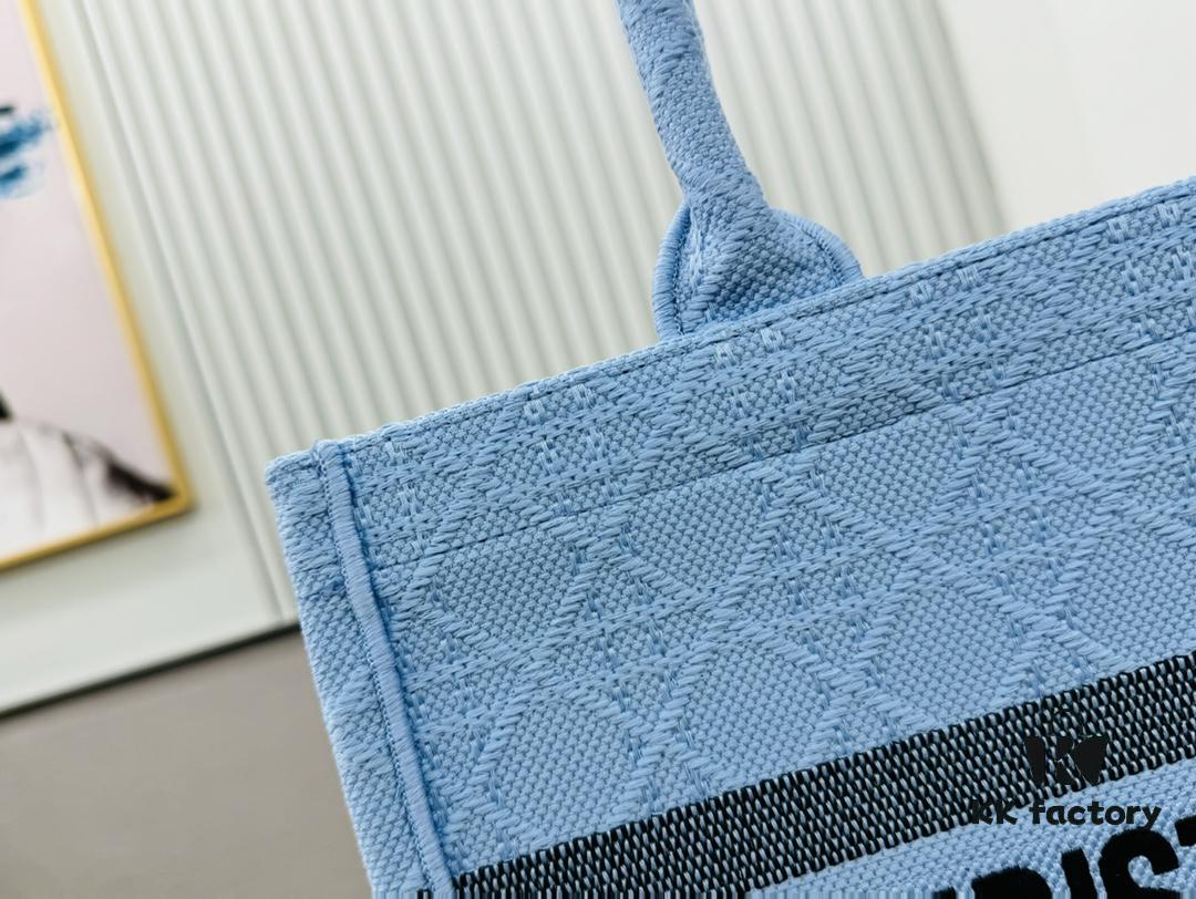 Thick Thread, Heavy Fabric First Quality, Medium Size [Dior Book Tote]