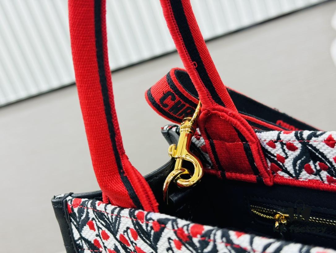 Dior Book Tote24 Early Spring New Arrival Small Size with Leather Trim