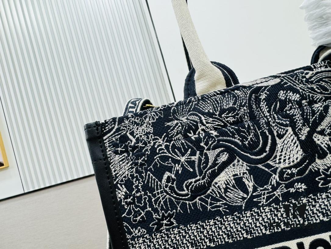 Black Blue Tiger, Medium Size Dior Book Tote24 Spring New Arrival