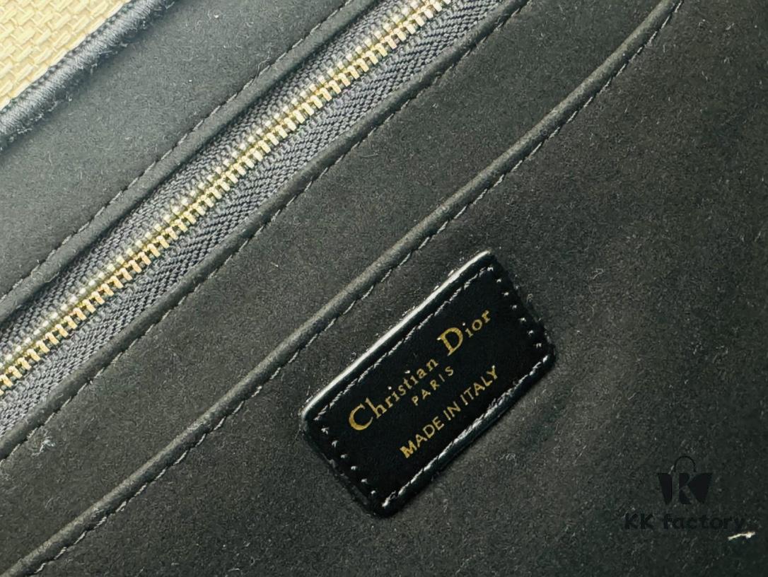 White Background with Black Bird, Large Size DIOR Book Tote 24 Spring Collection New Arrival