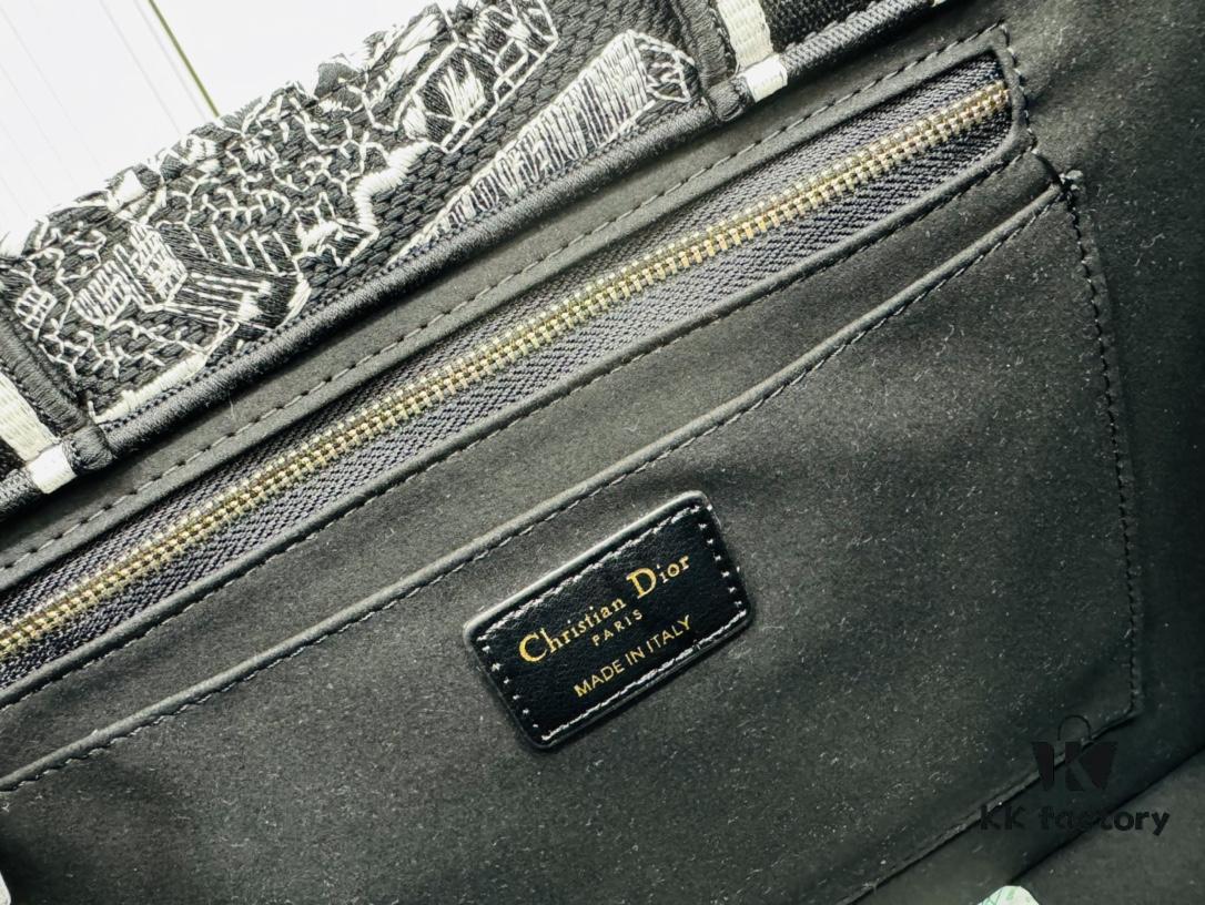 Black River, Medium Size Dior Book Tote 24 Spring New Arrival
