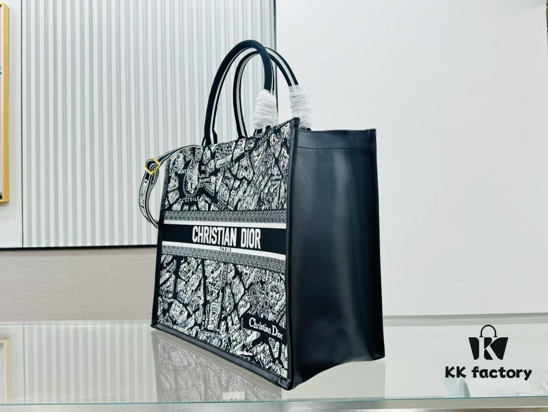Dior Book Tote24 Early Spring New Arrival, Large Size
