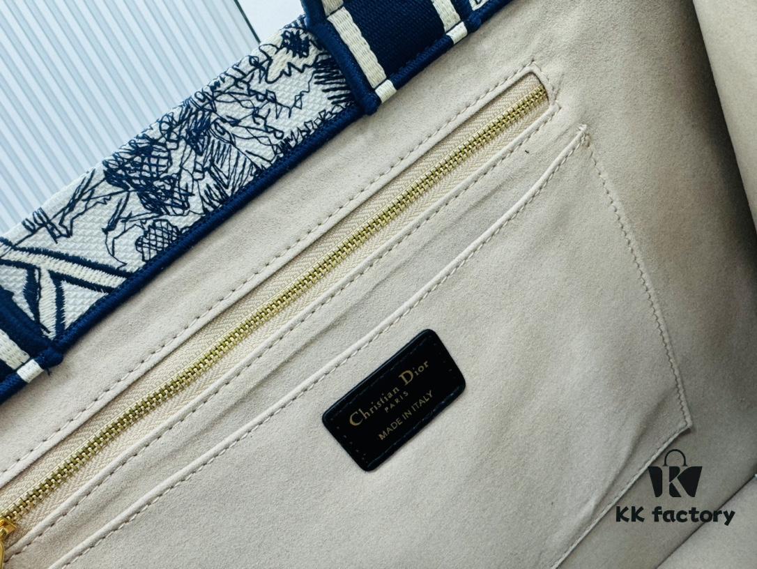 White with Blue Tiger, Large Size Dior Book Tote 24 Spring/Summer New Arrival