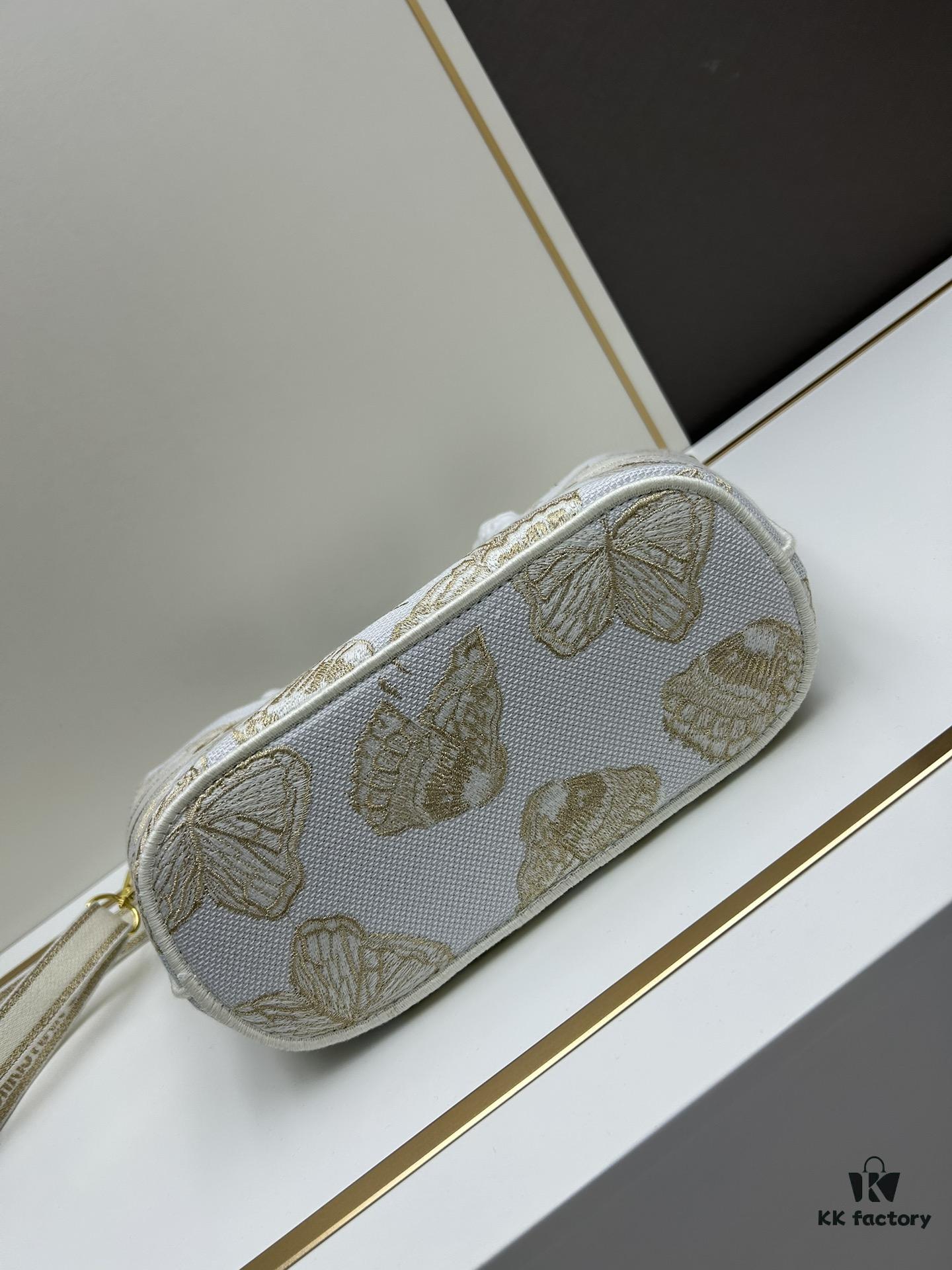 Dior ❤ (With Mini Bag + Strap) New Embroidered Basket Bag