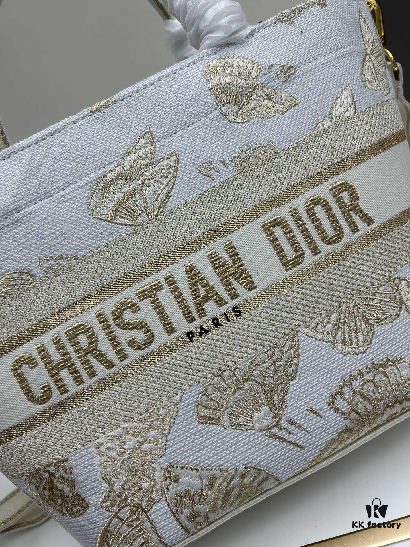 Dior ❤ (With Mini Bag + Strap) New Embroidered Basket Bag