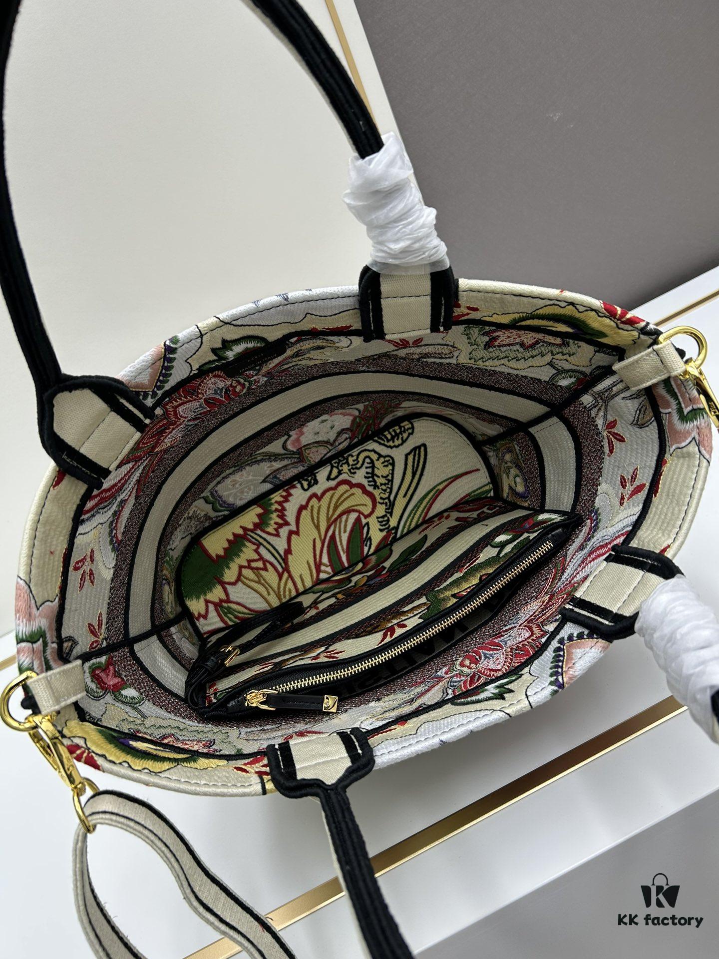 Dior ❤ (With Mini Bag + Strap) New Embroidered Basket Bag