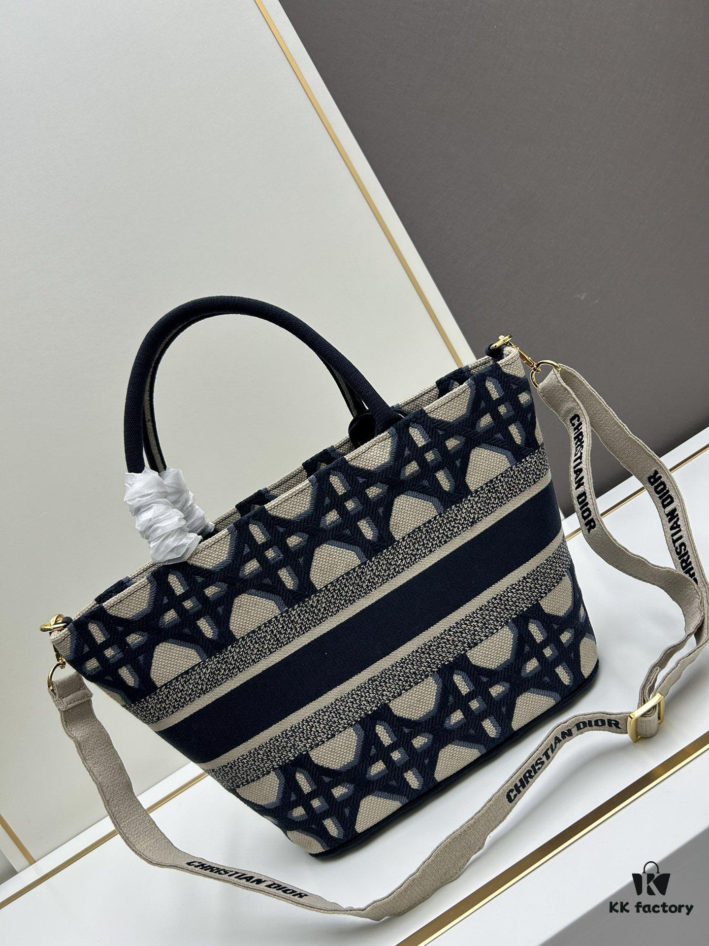 Dior ❤ (With Mini Bag + Strap) New Embroidered Basket Handbag