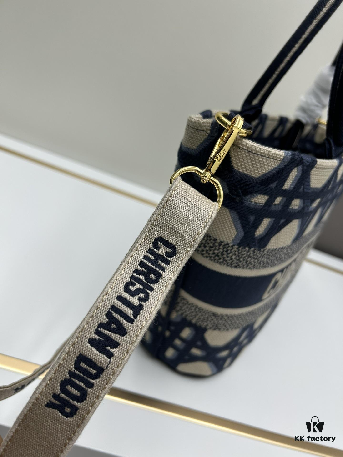 Dior ❤ (With Mini Bag + Strap) New Embroidered Basket Handbag