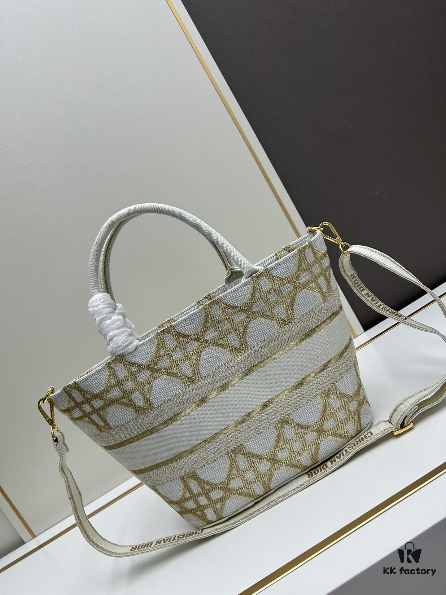 Dior ❤ (With Mini Bag + Strap) New Embroidered Basket Bag