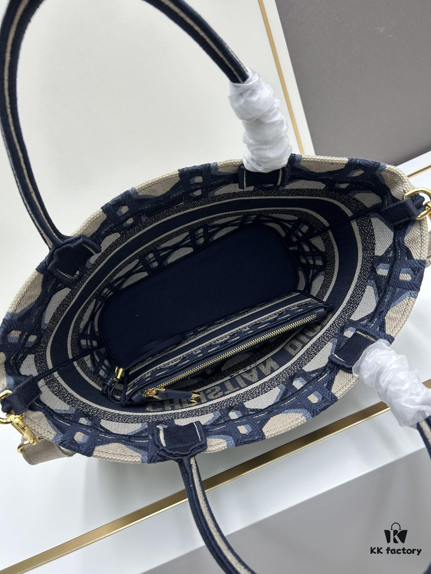 Dior ❤ (With Mini Bag + Strap) New Embroidered Basket Handbag