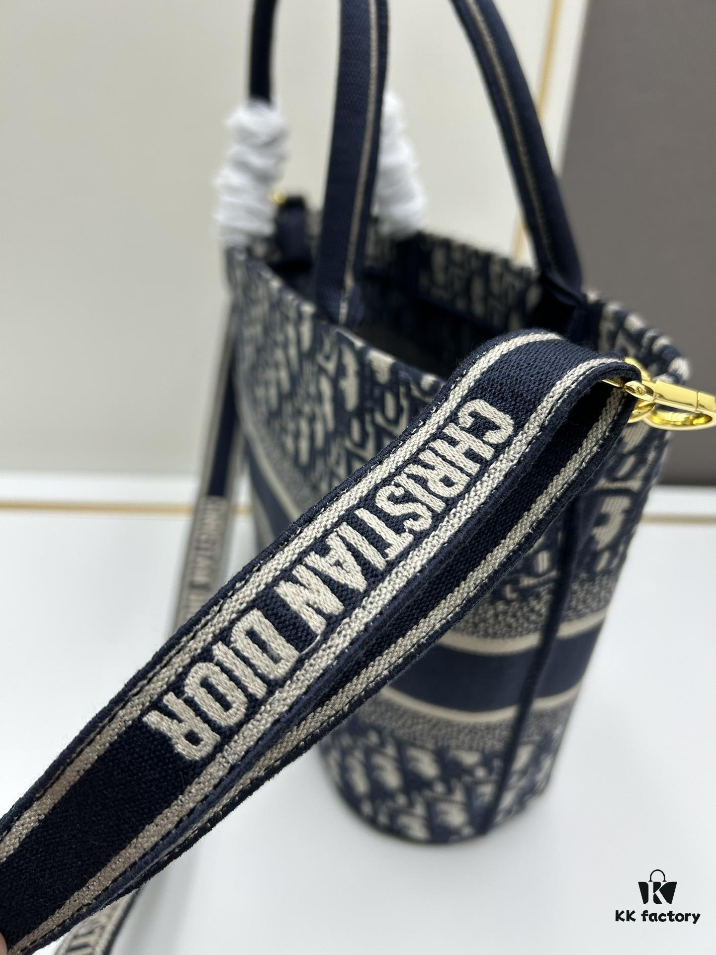 Dior ❤ (With Mini Bag + Strap) New Embroidered Basket Handbag