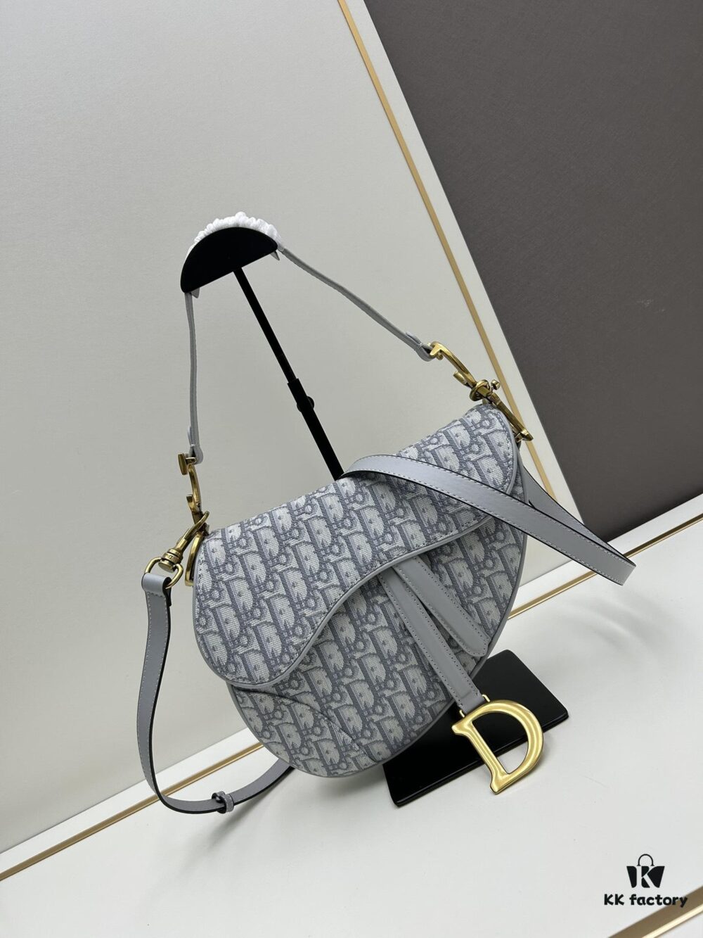 Large Size (With Box) 【♥️ Dior Saddle Monogram Thin Strap】 【Comes with Retail Box 🎁】