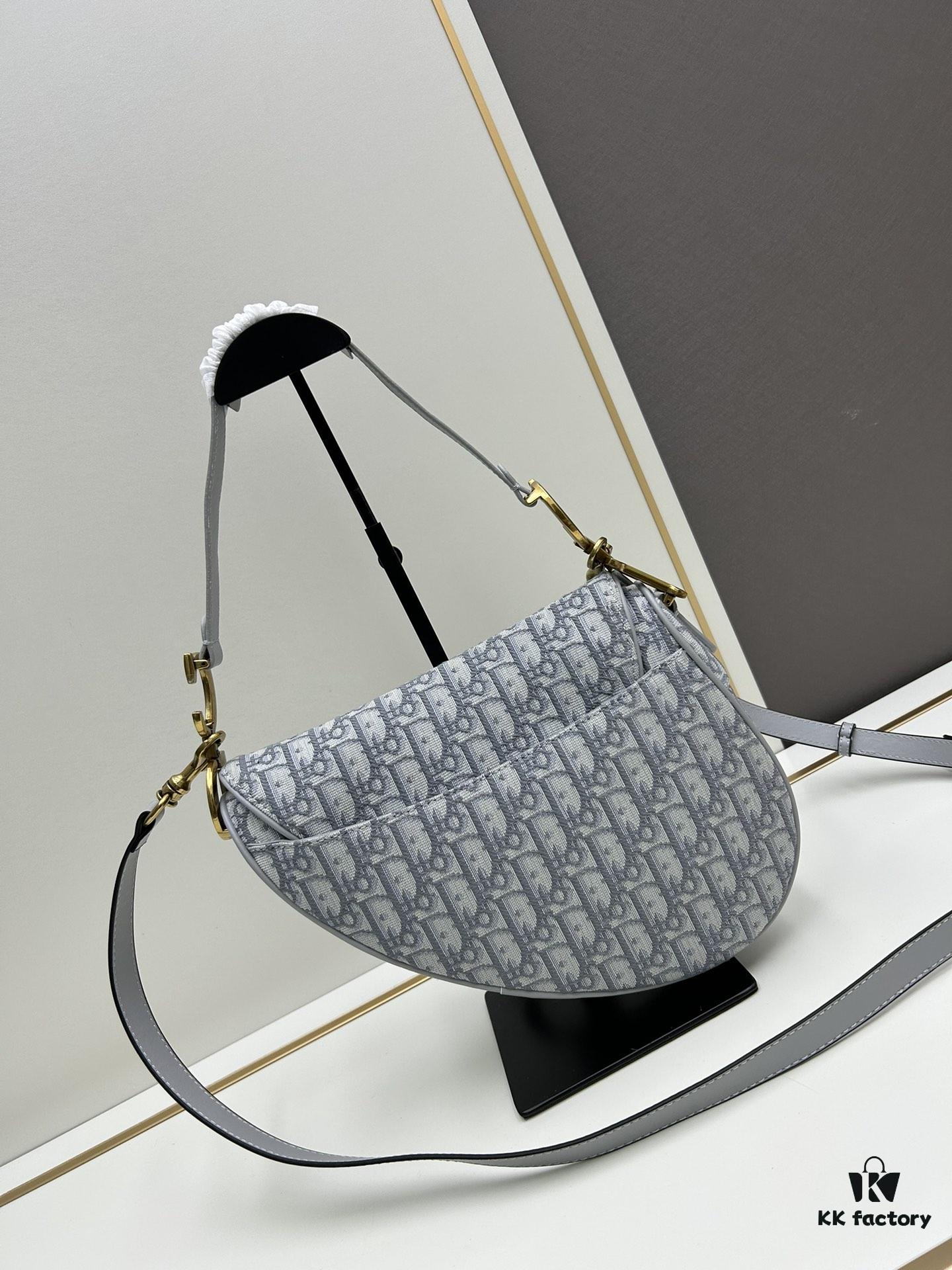 Large Size (With Box) 【♥️ Dior Saddle Monogram Thin Strap】 【Comes with Retail Box 🎁】