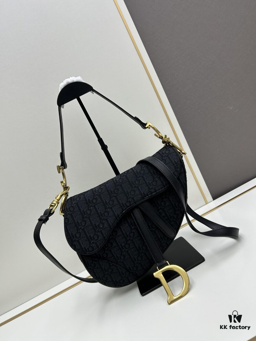 Large Size (With Box) 【♥️Dior Saddle Monogram Thin Strap】 【Comes with Retail Box 🎁】