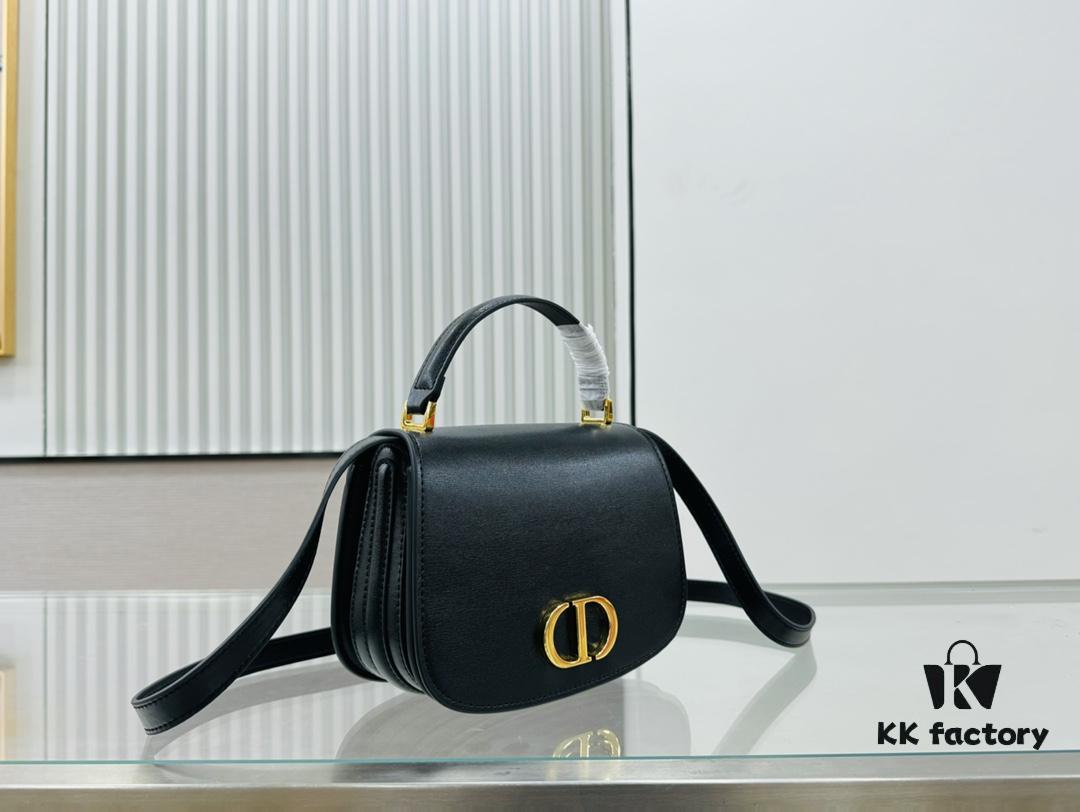 30 Montaigne Avenue Top Handle Bag