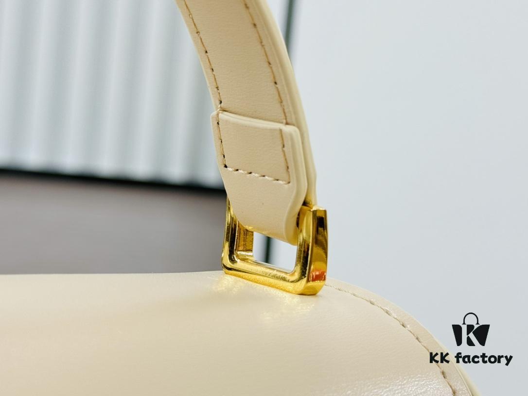 30 Montaigne Avenue Top Handle Bag – Medium Size