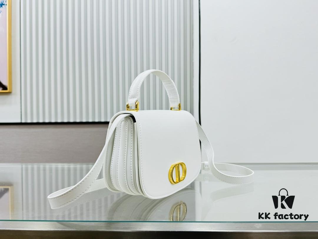 30 Montaigne Avenue Top Handle Bag