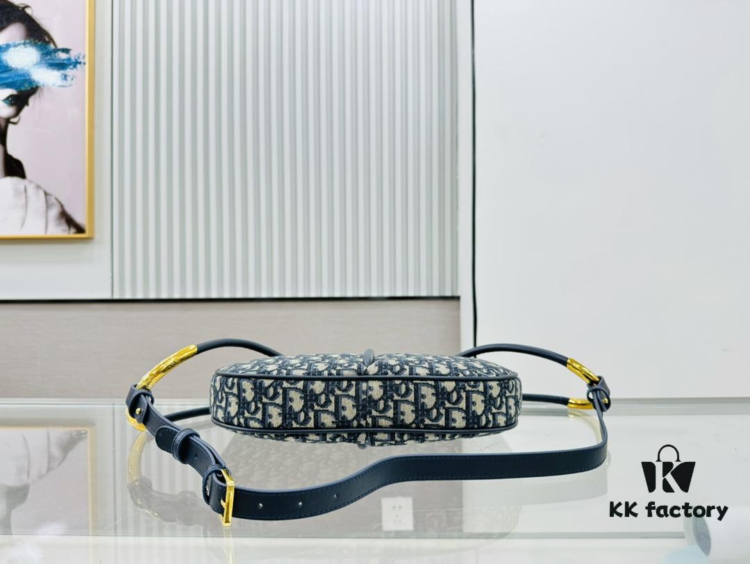 Dior Nolita Handbag – A Modern Interpretation of Elegance from the Fall 2024 Ready-to-Wear Collection