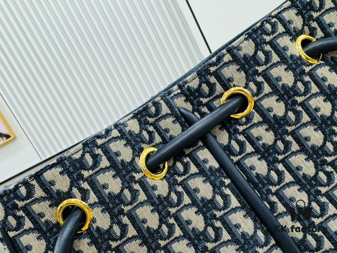 Dior Nolita Handbag – A Modern Interpretation of Elegance from the Fall 2024 Ready-to-Wear Collection