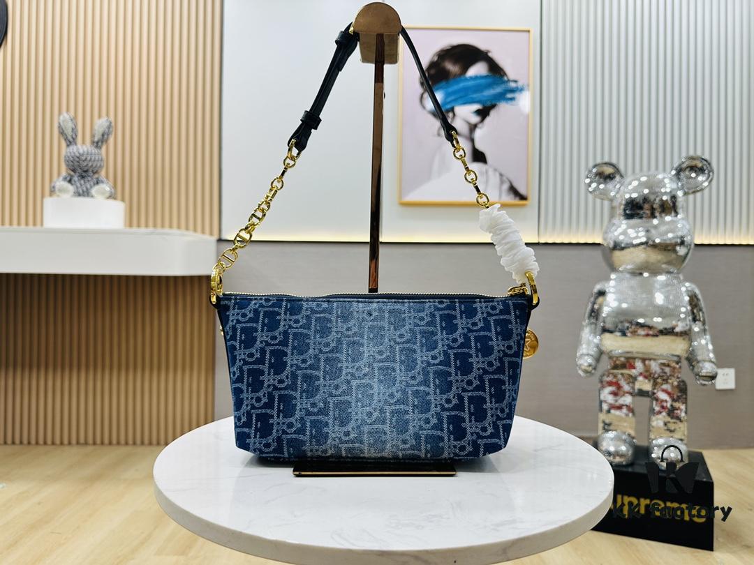 Diorstar Hobo Chain Bag