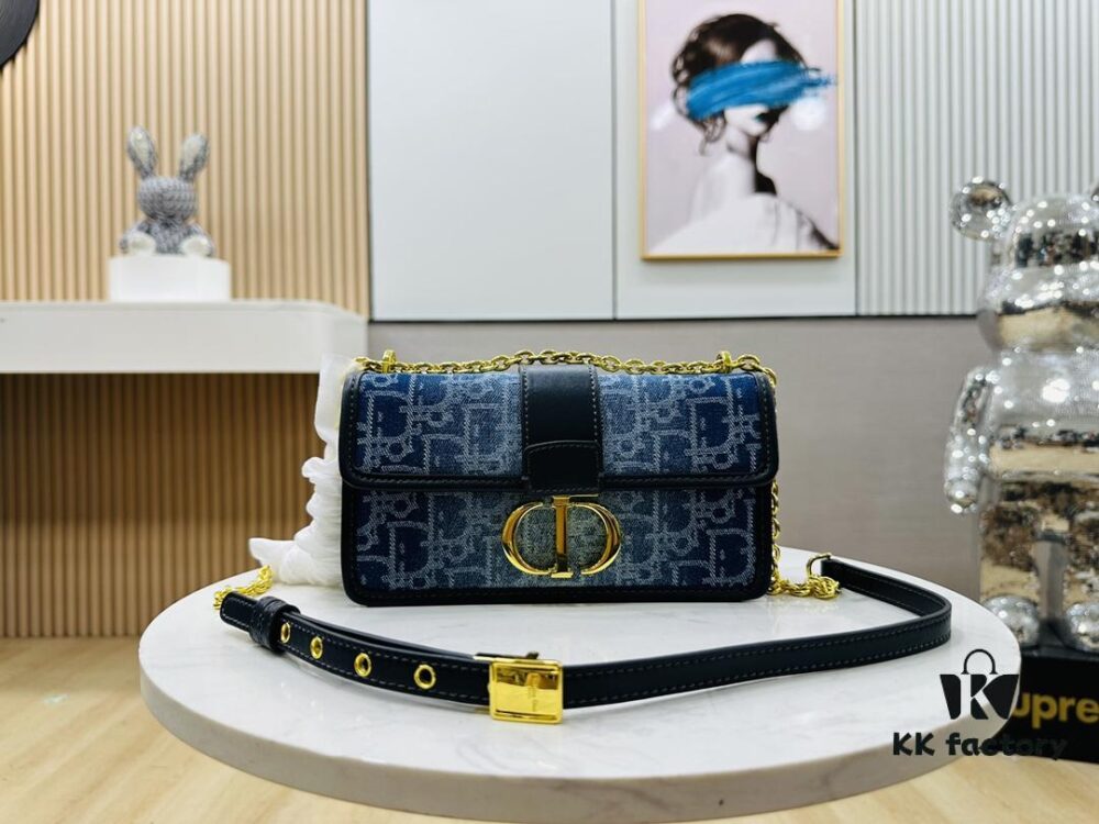 30 Montaigne East-West Chain Bag in Blue Denim Dior Oblique Jacquard